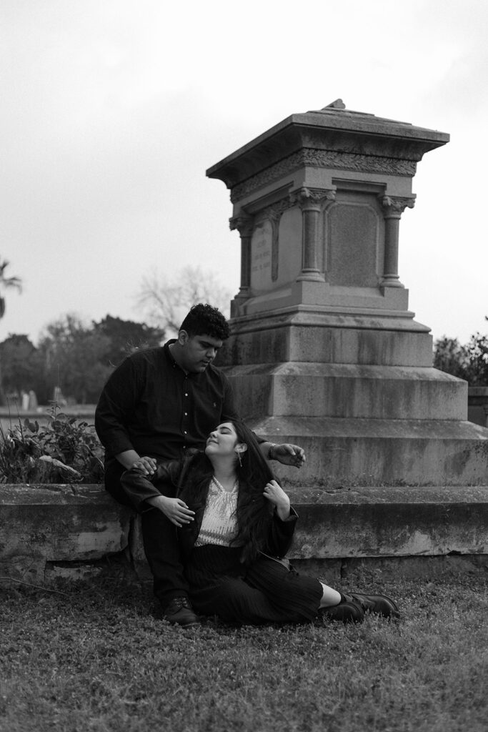 moody cemetery engagement session