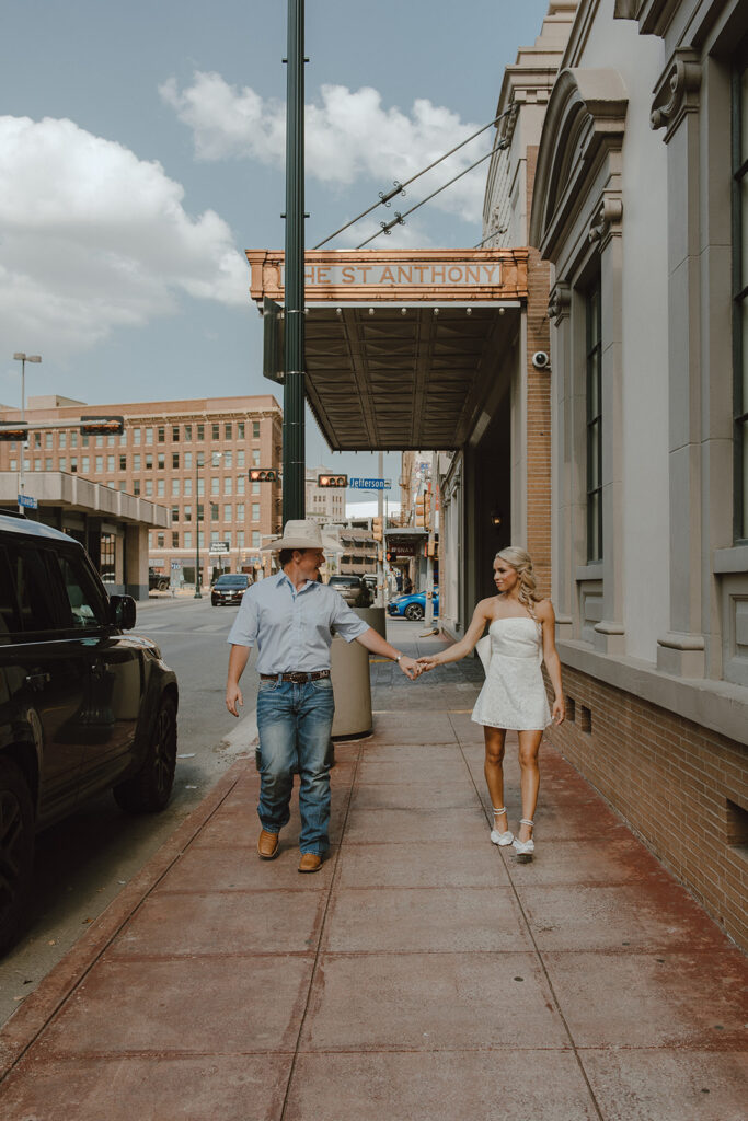 downtown san antonio engagement session