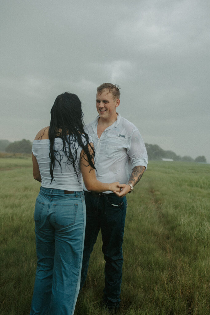 rainy summer engagement session