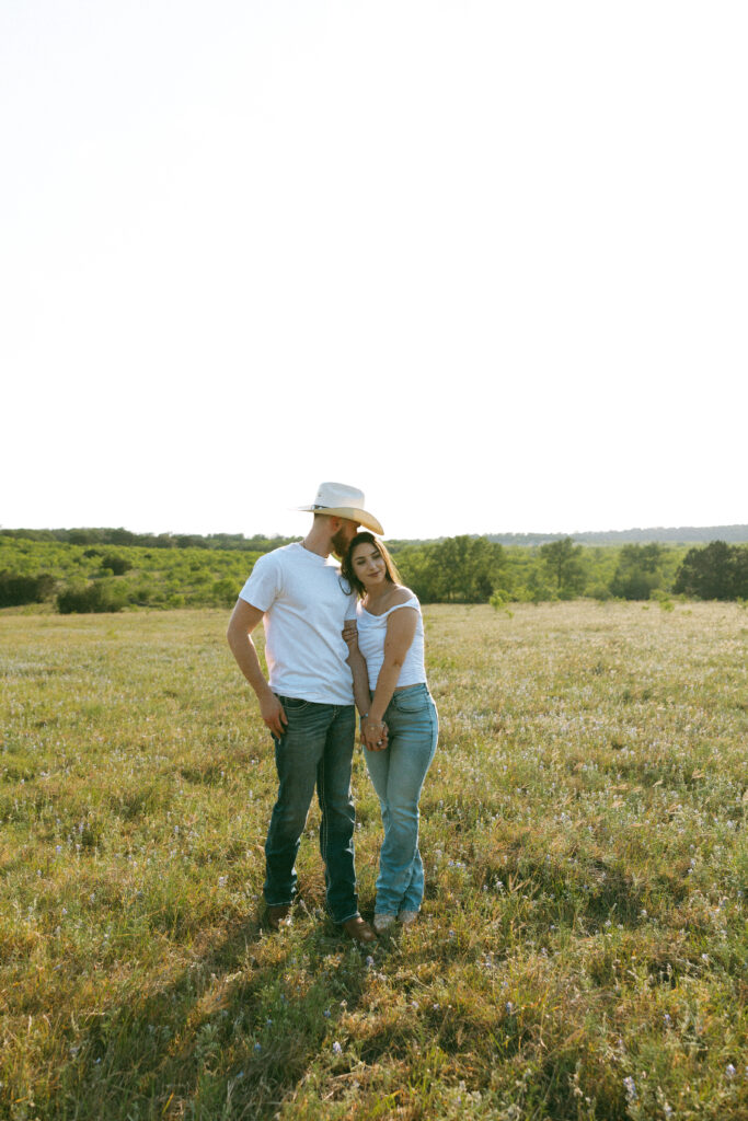 Texas bluebonnet engagement session