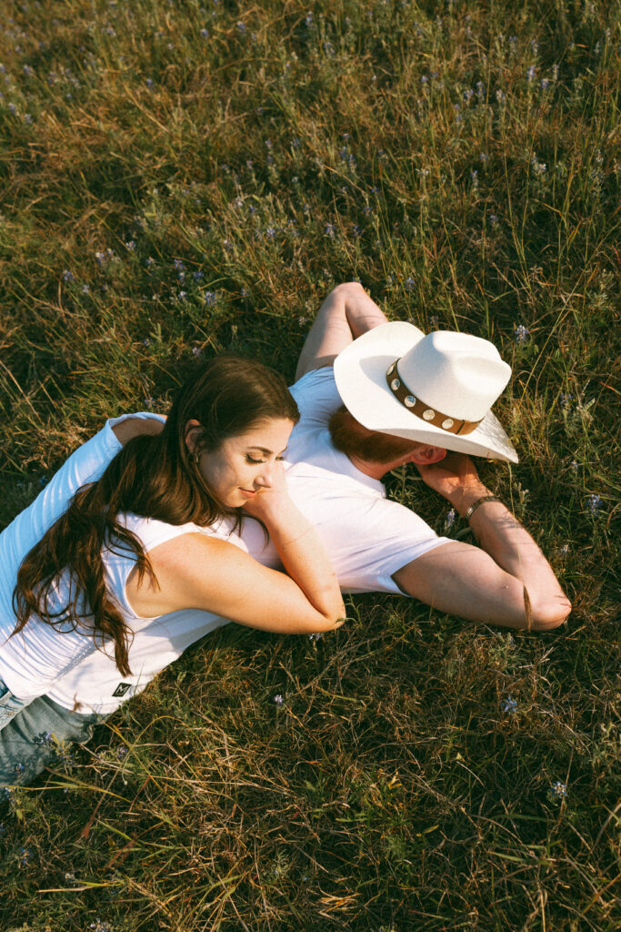 Texas bluebonnet engagement session
