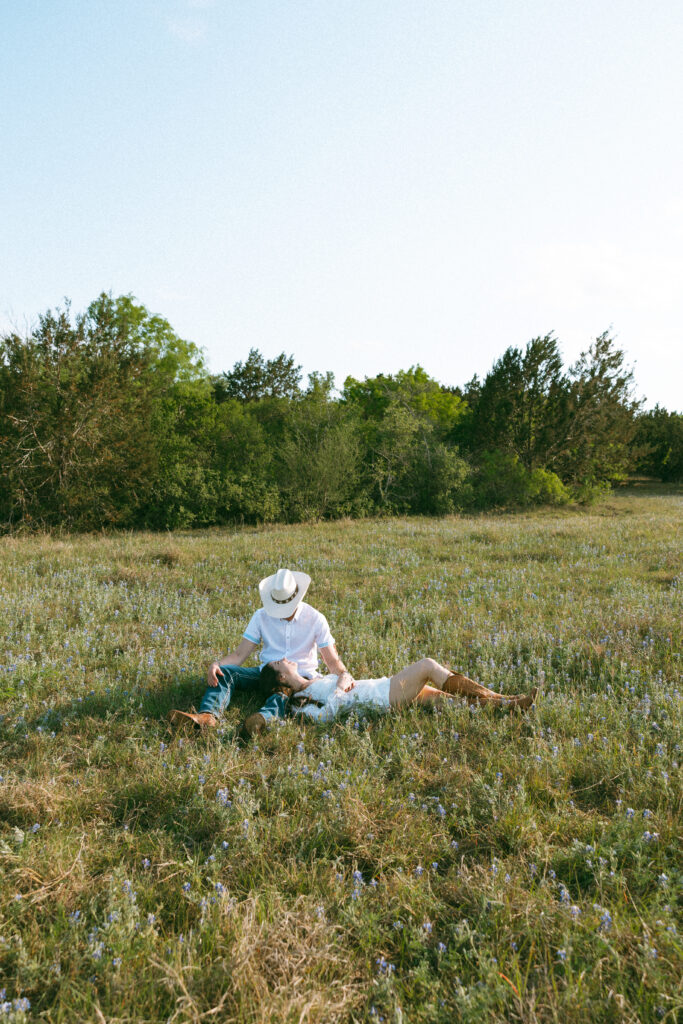 Texas bluebonnet engagement session