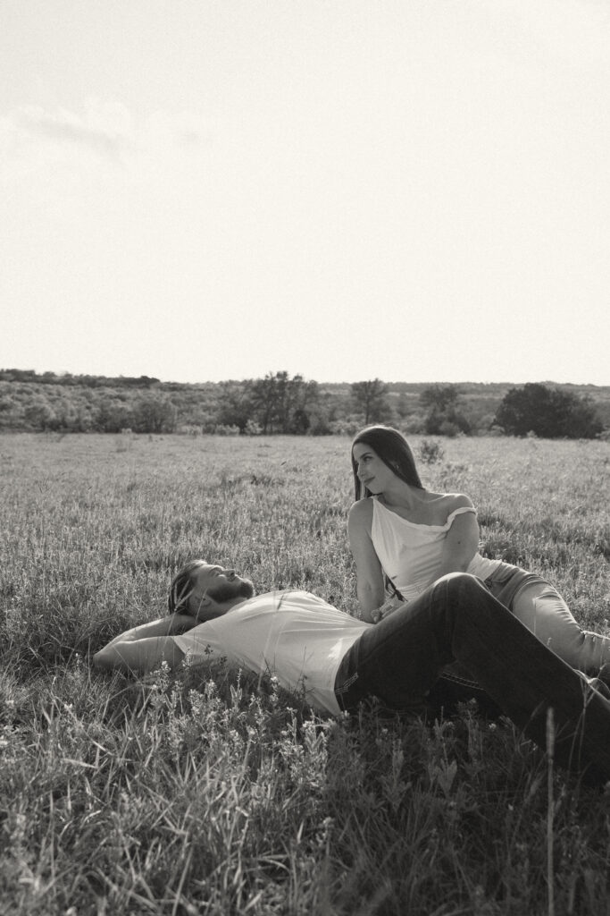 Texas bluebonnet engagement session