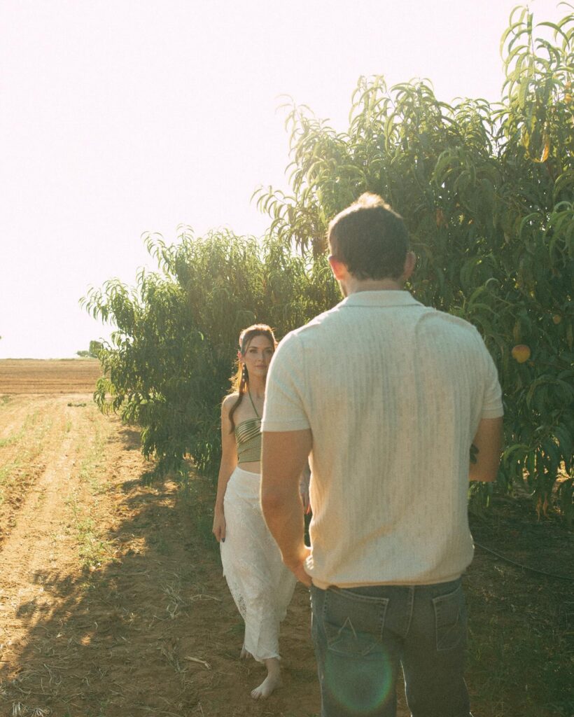 hill country engagement photos at vogel peach orchards